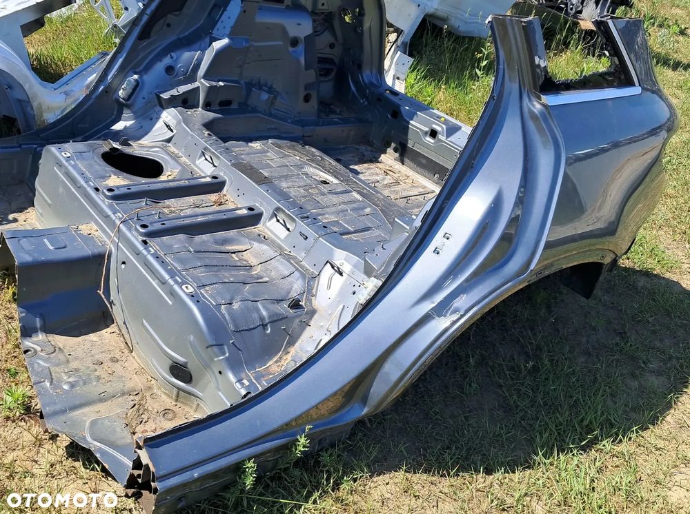 Ćwiartka Tył LEWA Bok Błotnik Poszycie Słupek Próg Mercedes GLC W 253 SUV SUW - 2