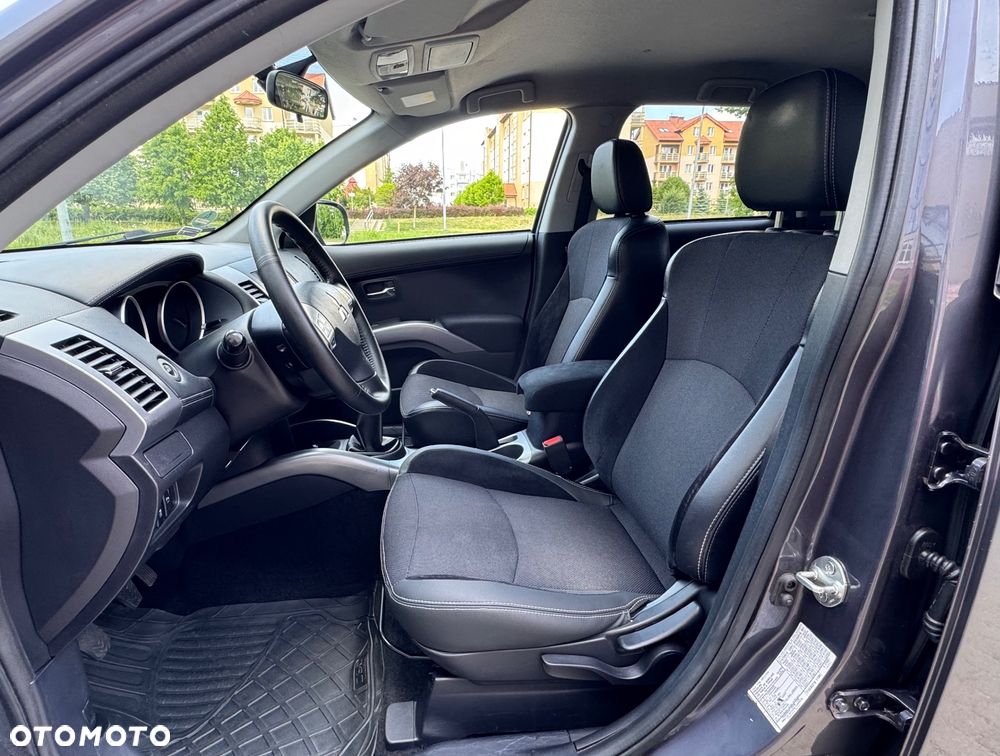 Mitsubishi Outlander 2.0 2WD Diamant - 19