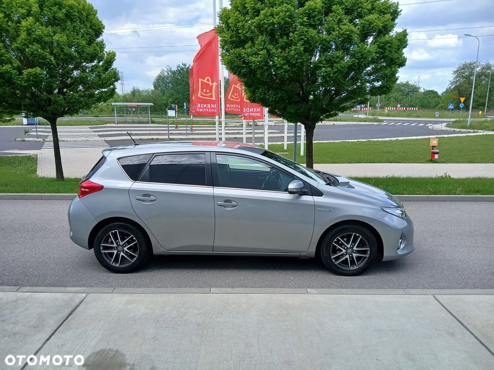 Toyota Auris 1.8 HSD Luna - 8