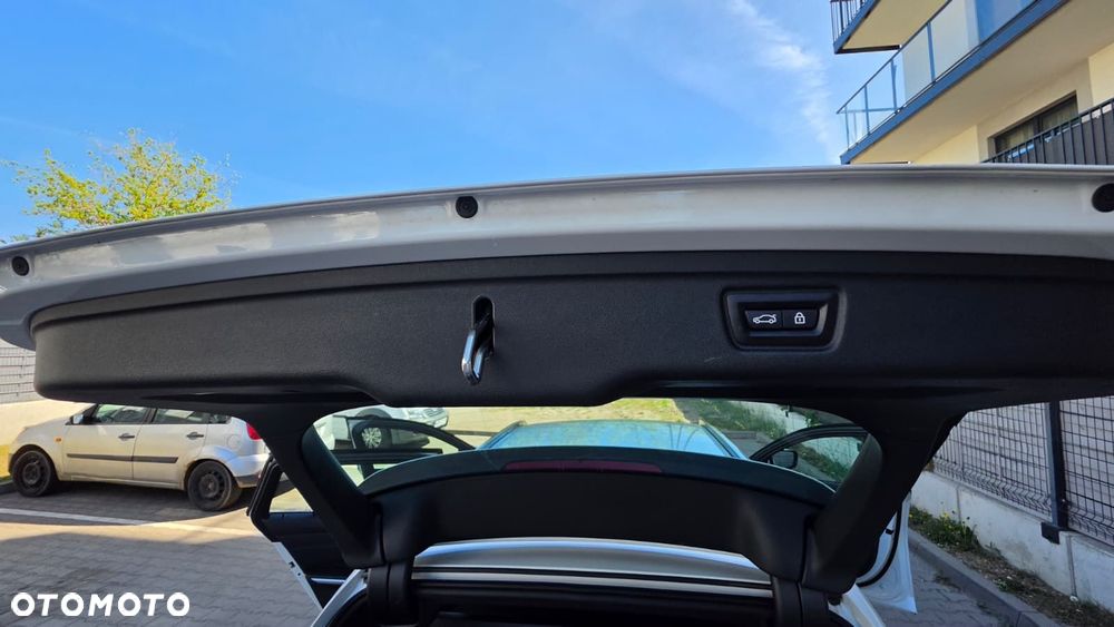 BMW Seria 3 320e M Sport sport - 22