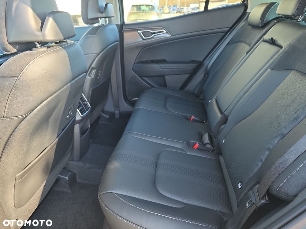 Kia Sportage - 12