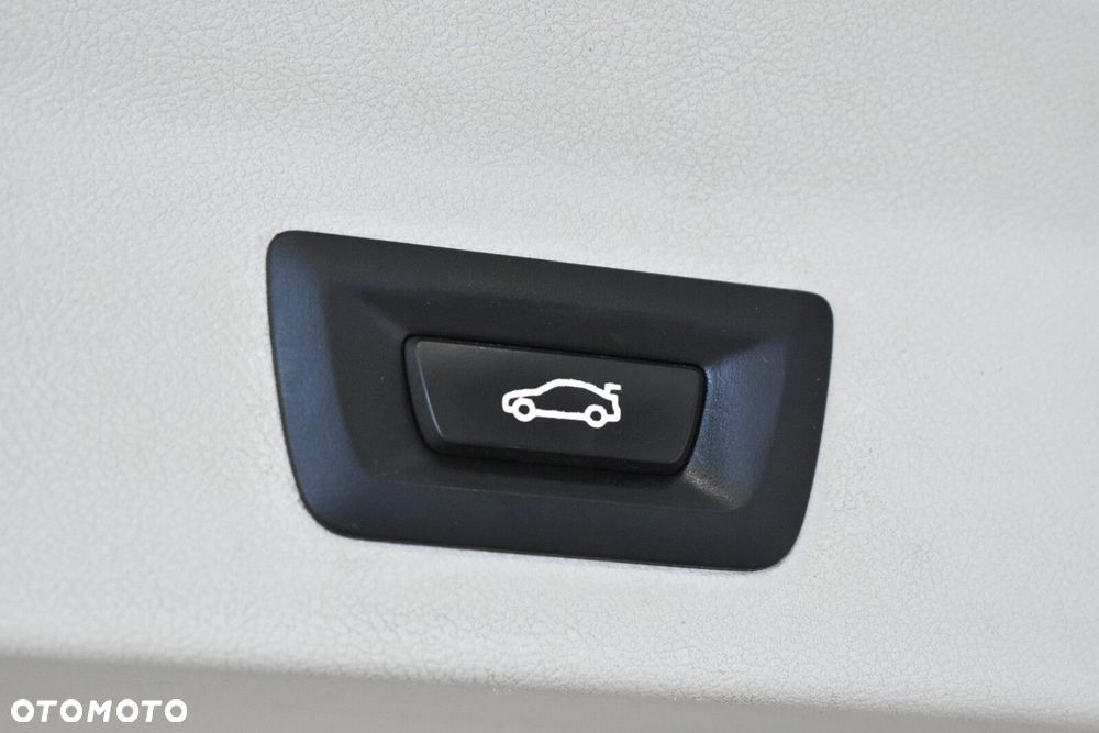 BMW X3 xDrive20d MHEV Advantage - 25