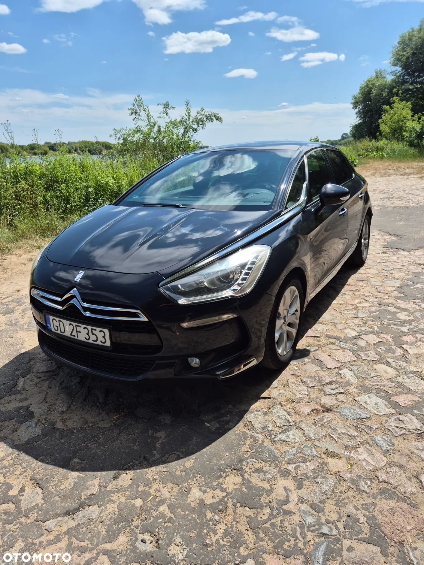 Citroën DS5 2.0 HDi Hybrid4 SoChic MCP - 1