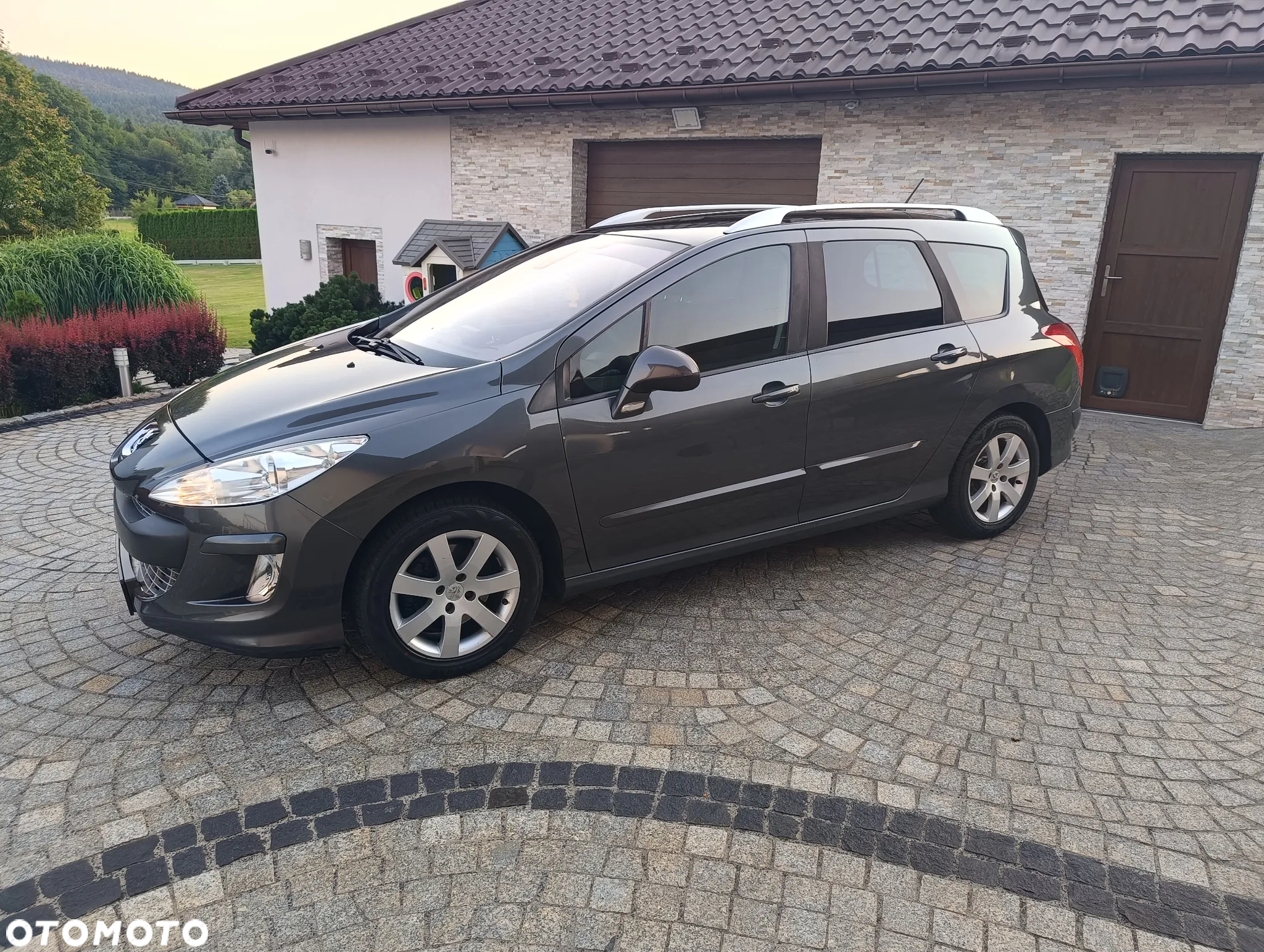 Peugeot 308 HDi FAP 140 Platinum - 8