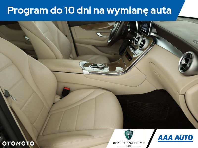 Mercedes-Benz GLC - 8