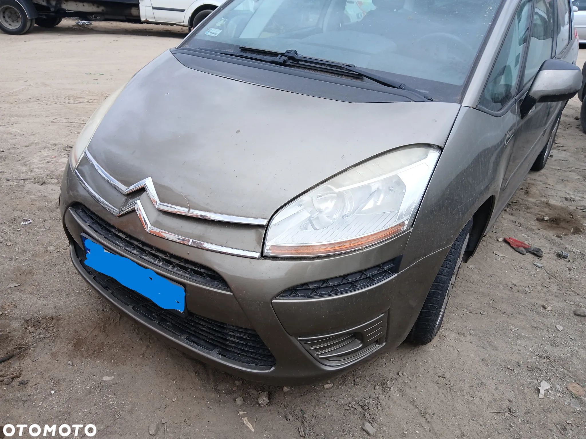 citroen C4 picasso KEBC fotel fotele kanapa deska kokpit podsufitka boczek boczki klamka podłokietnik - 1