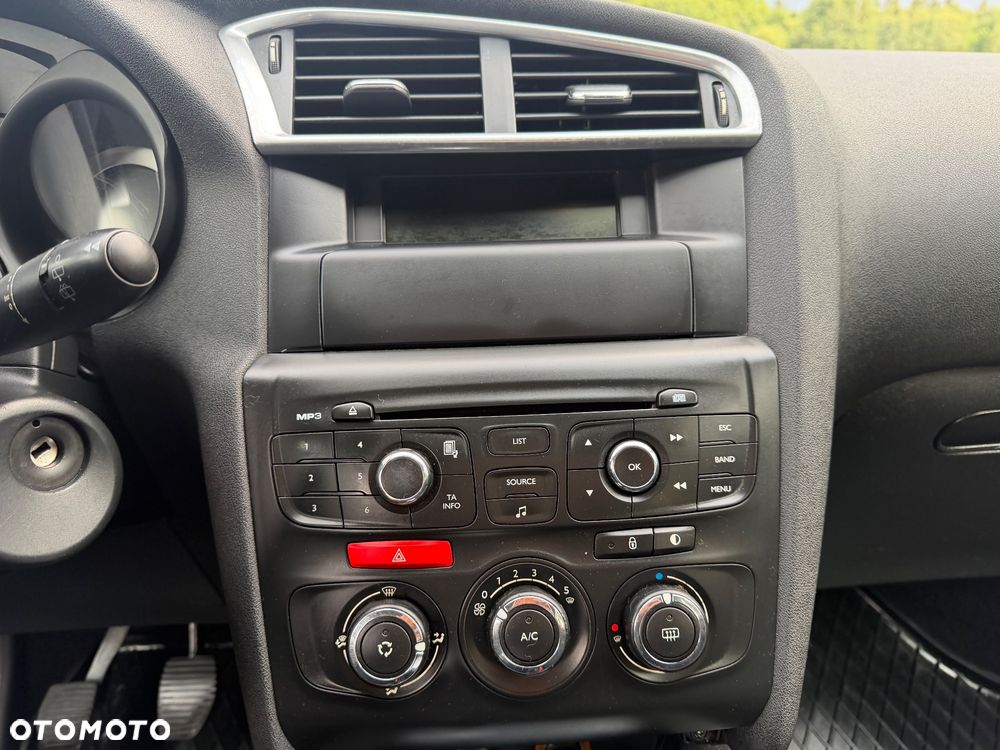 Citroën C4 VTi 95 Attraction - 26