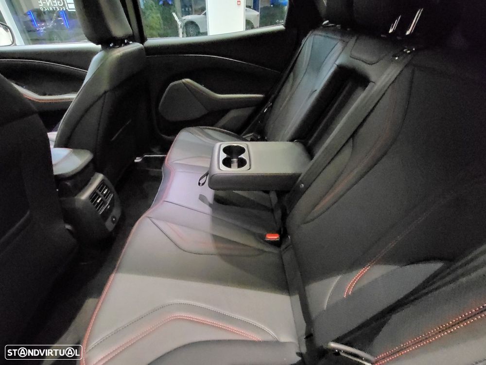 Ford Mustang Mach-E 98.7 kWh Premium - 11