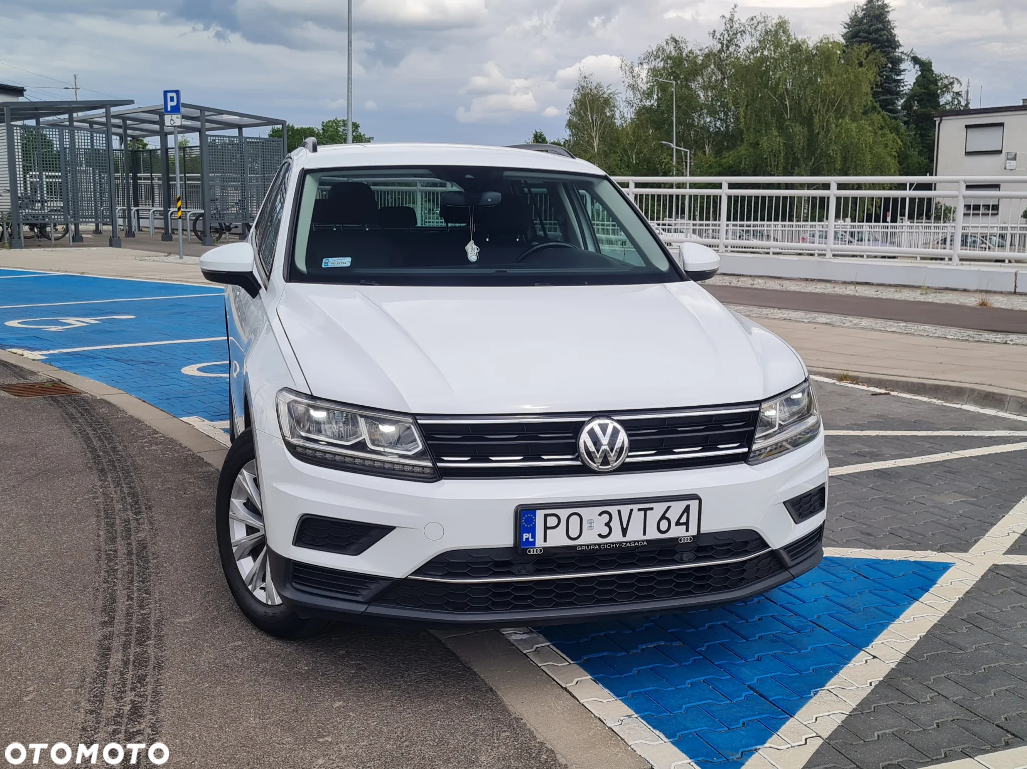 Volkswagen Tiguan - 16