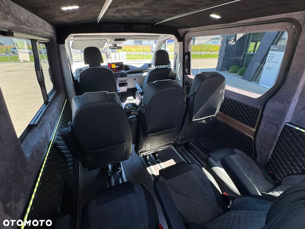 MAN TGE 3.180 KOMBI DEMO 8-osobowy - 10
