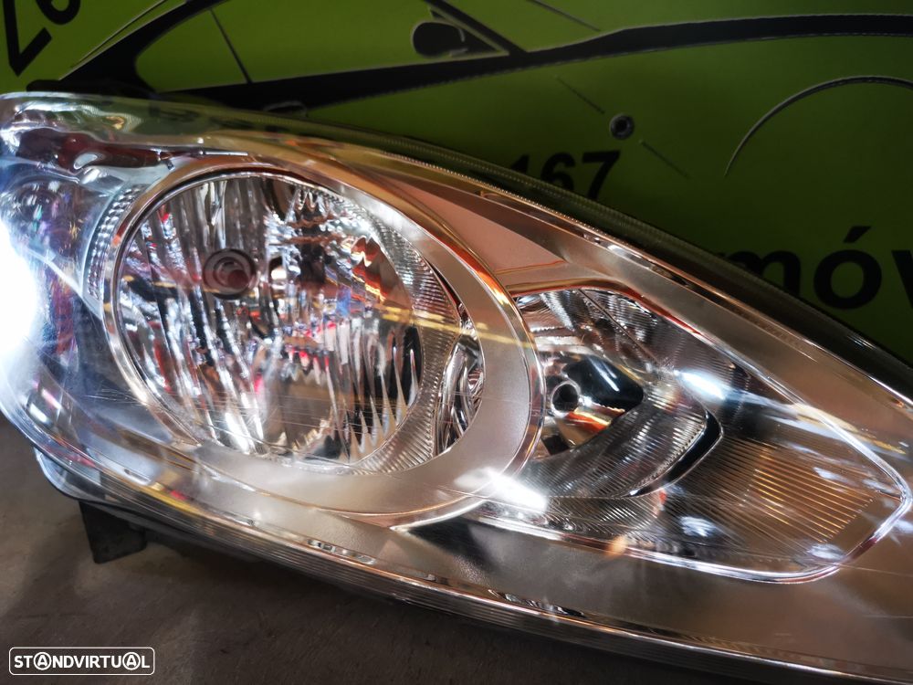 FORD C-MAX II FAROL DIREITO - FF367 - 5
