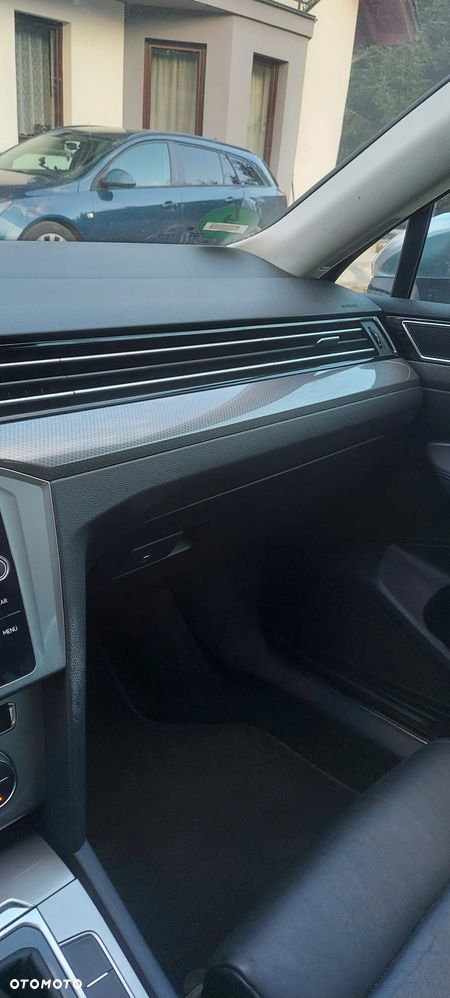 Volkswagen Passat 2.0 TDI 4Mot Elegance DSG - 10