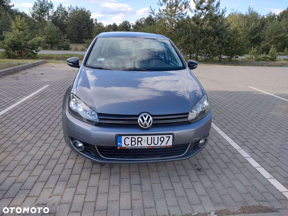 Volkswagen Golf 1.6 TDI DPF BlueMotion Technology MATCH - 9