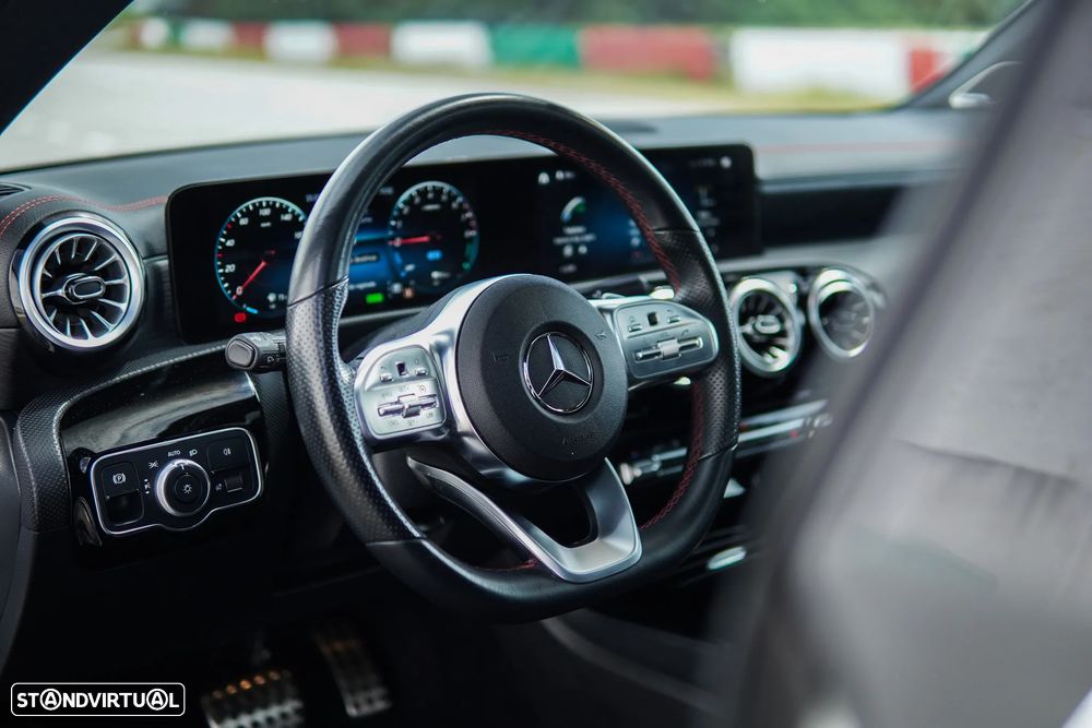 Mercedes-Benz CLA 250 e 8G-DCT AMG Line - 23
