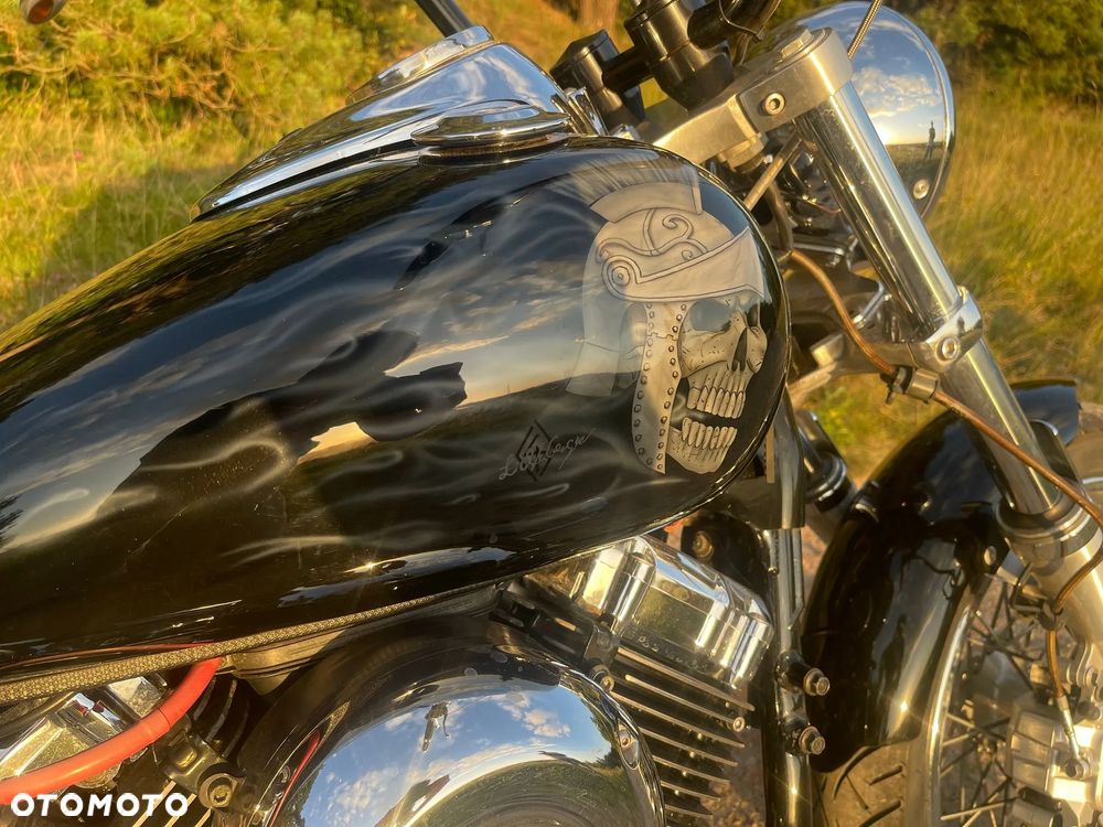 Yamaha XVS - 9