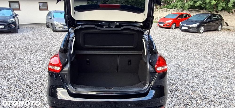 Ford Focus 2.0 TDCi Titanium ASS - 18