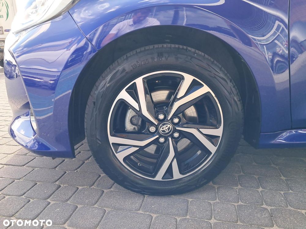 Toyota Yaris Hybrid 1.5 Style - 9