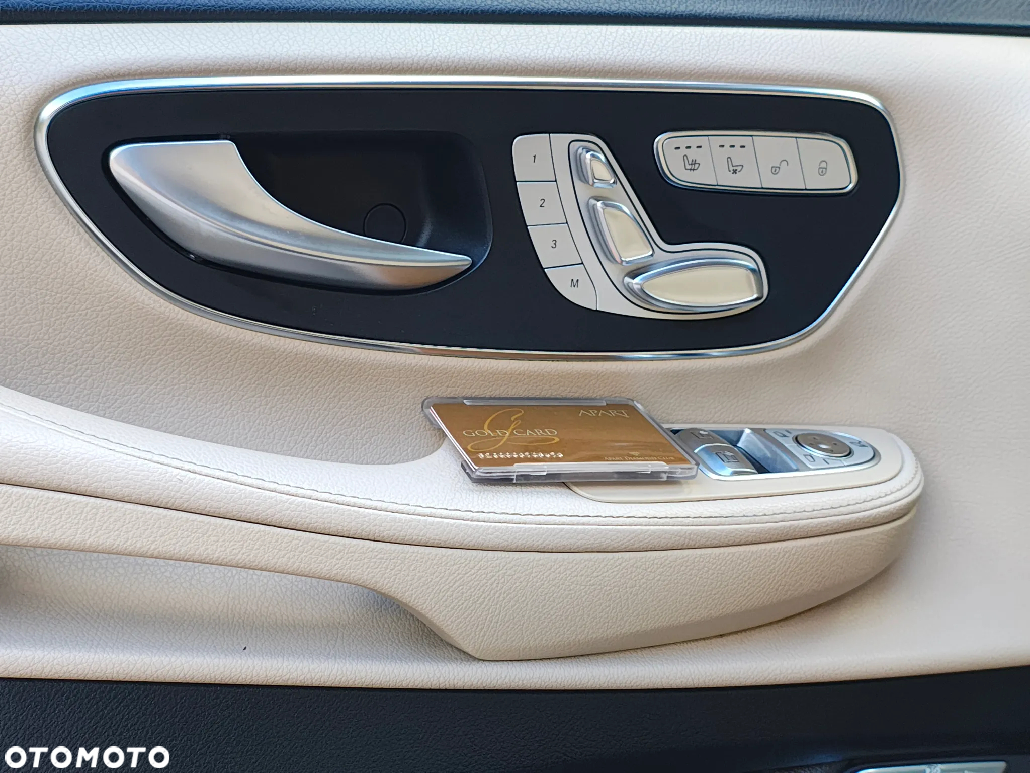 Mercedes-Benz Klasa V 250 (BlueTEC) d Avantgarde 7G-Tronic (d³ugi) - 11