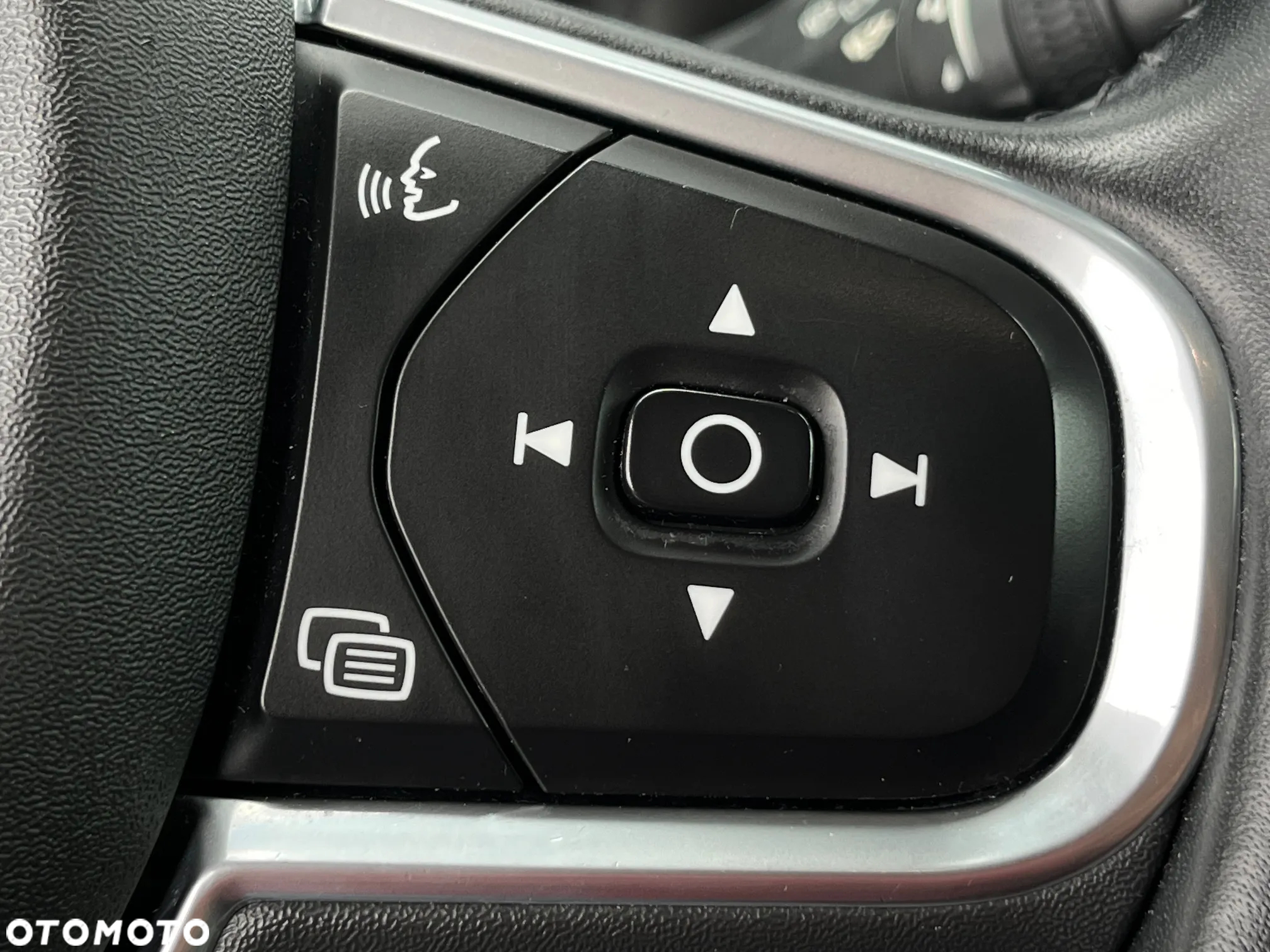Volvo V60 D3 Momentum - 21