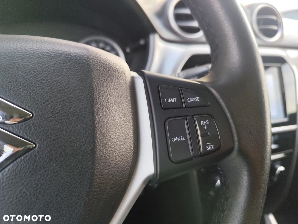 Suzuki Vitara 1.6 Premium 2WD - 19