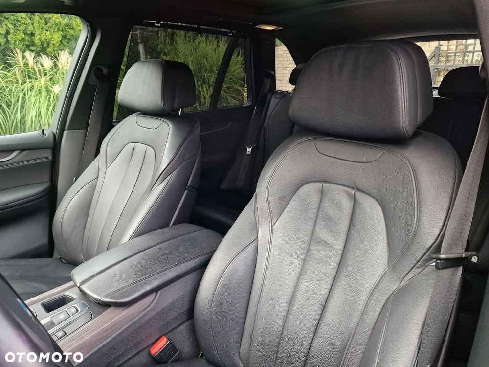 BMW X5 M M50d - 8
