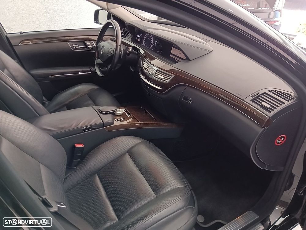 Mercedes-Benz S 350 CDI 4-Matic BlueEfficiency - 23