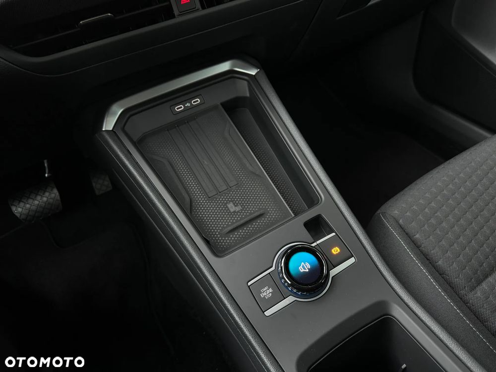 Volkswagen T-Roc - 18