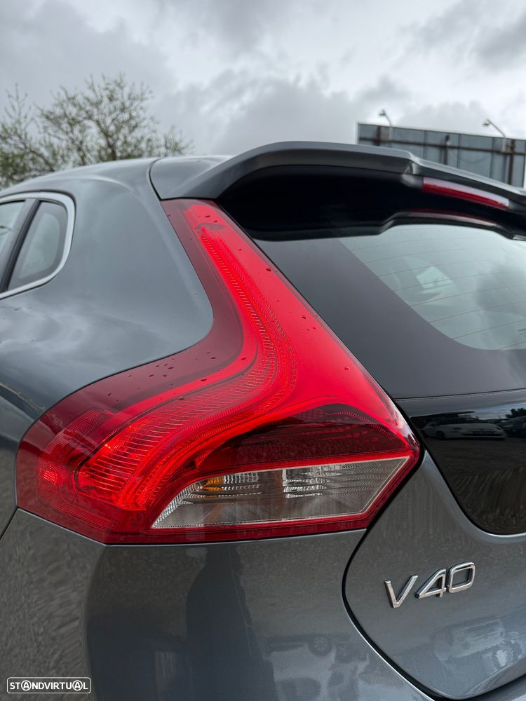 Volvo V40 1.5 T3 Sport Edition R Geartronic - 5