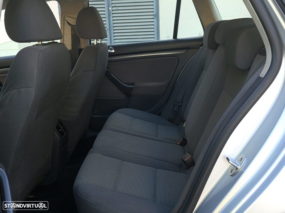 VW Golf Variant 1.9 TDi BlueM.Trend Pack - 11