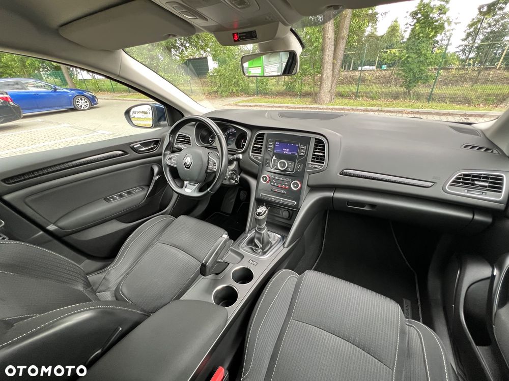 Renault Megane 1.2 Energy TCe Life - 11
