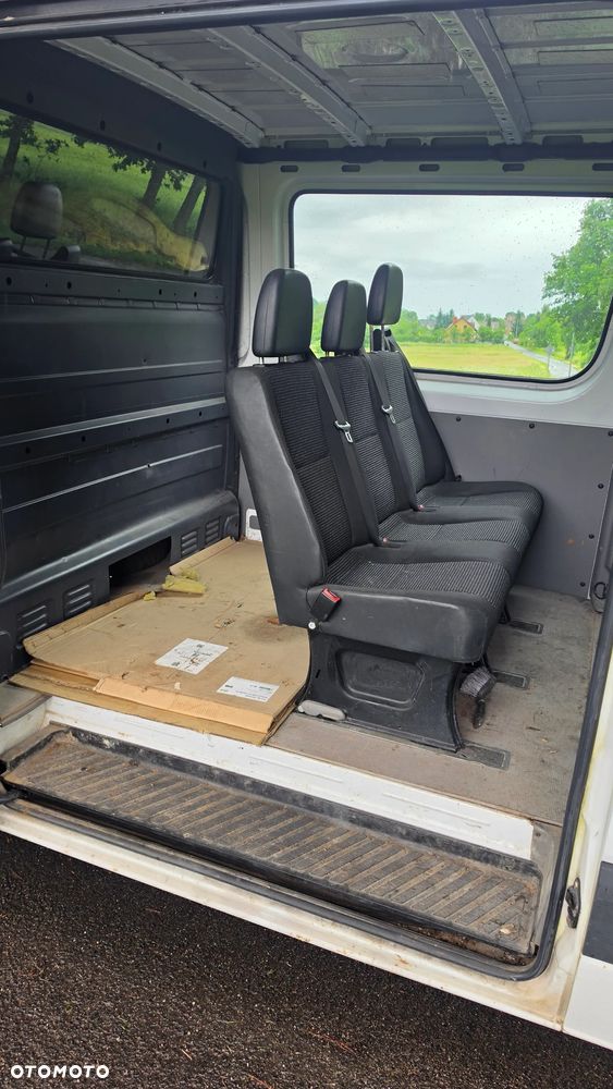 Mercedes-Benz Sprinter - 9