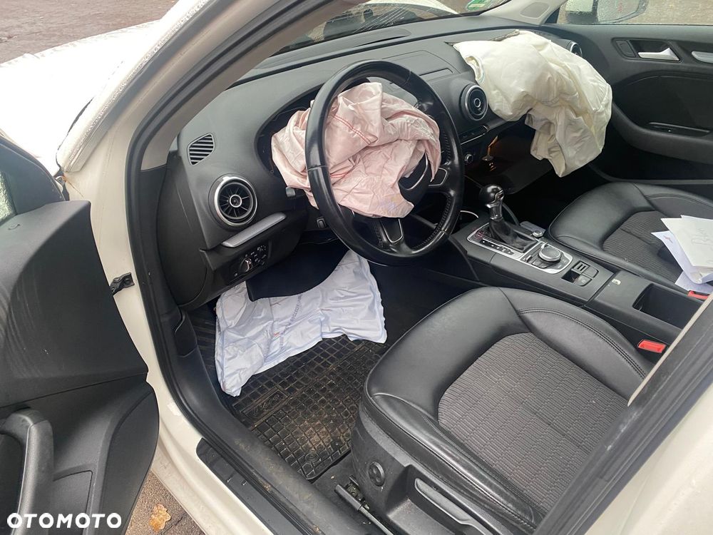 Audi A3 Sportback 2.0 TDI S tronic Ambition - 10