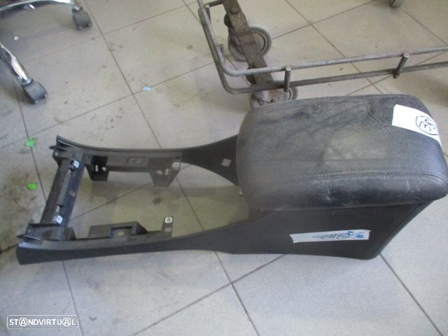 Apoio De Braço 96340748ZR PEUGEOT 607 2002 5P - 3