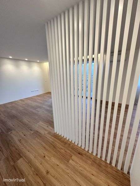 T2 Novo, Condominio privado, Box 2 carros - Grande imagem: 2/12