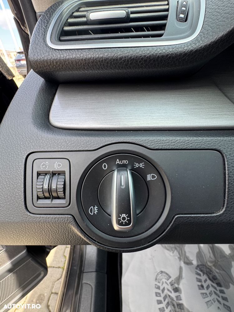 Volkswagen Passat 2.0 TDI 4Motion BlueMotion Technology Comfortline - 13