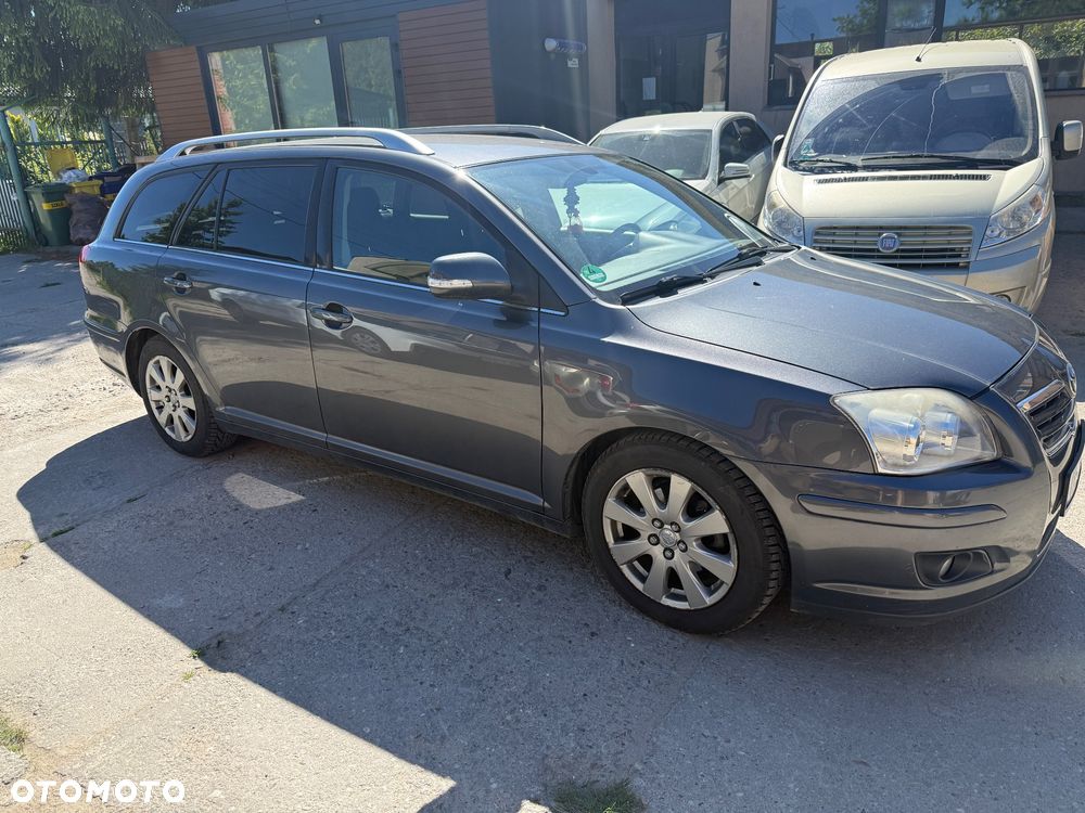 Toyota Avensis 1.8 VVT-i Combi - 8