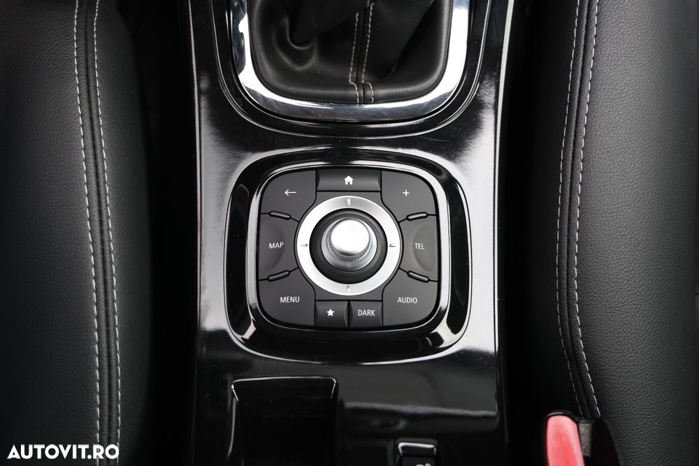 Renault Megane ENERGY dCi 110 Start & Stop Bose Edition - 17