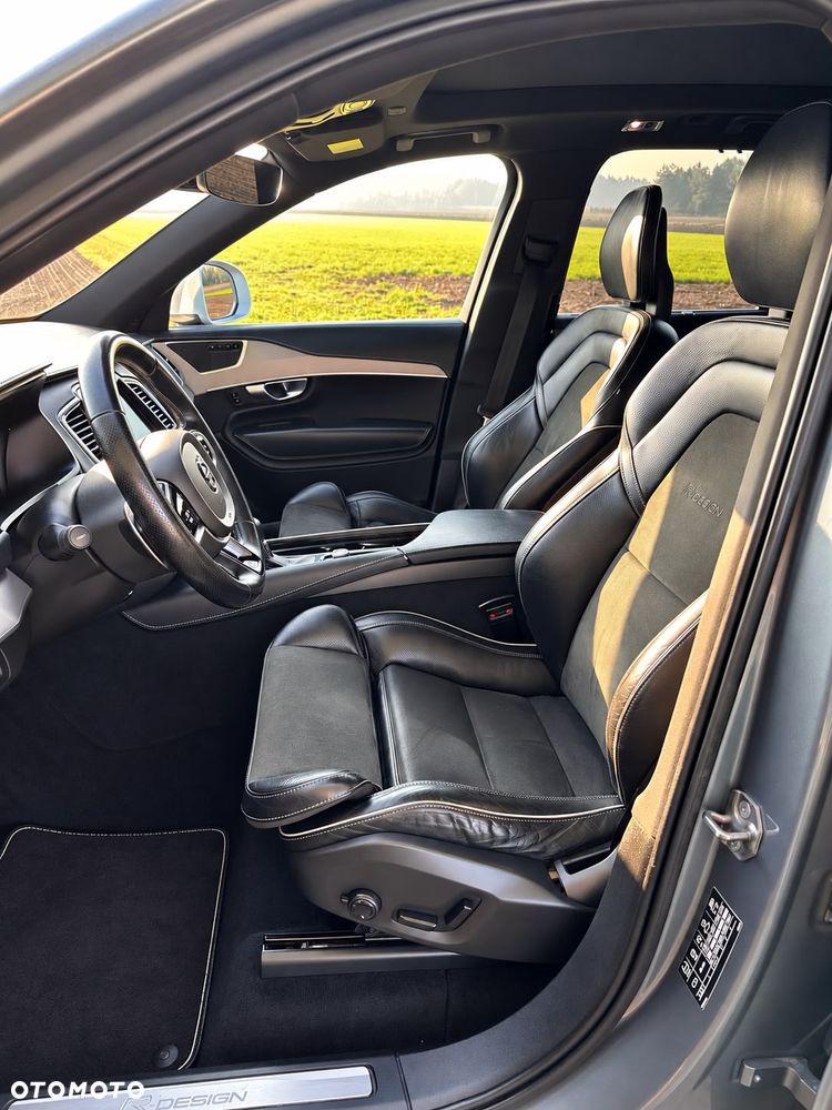 Volvo XC 90 T6 GPF AWD R-Design 7os - 22