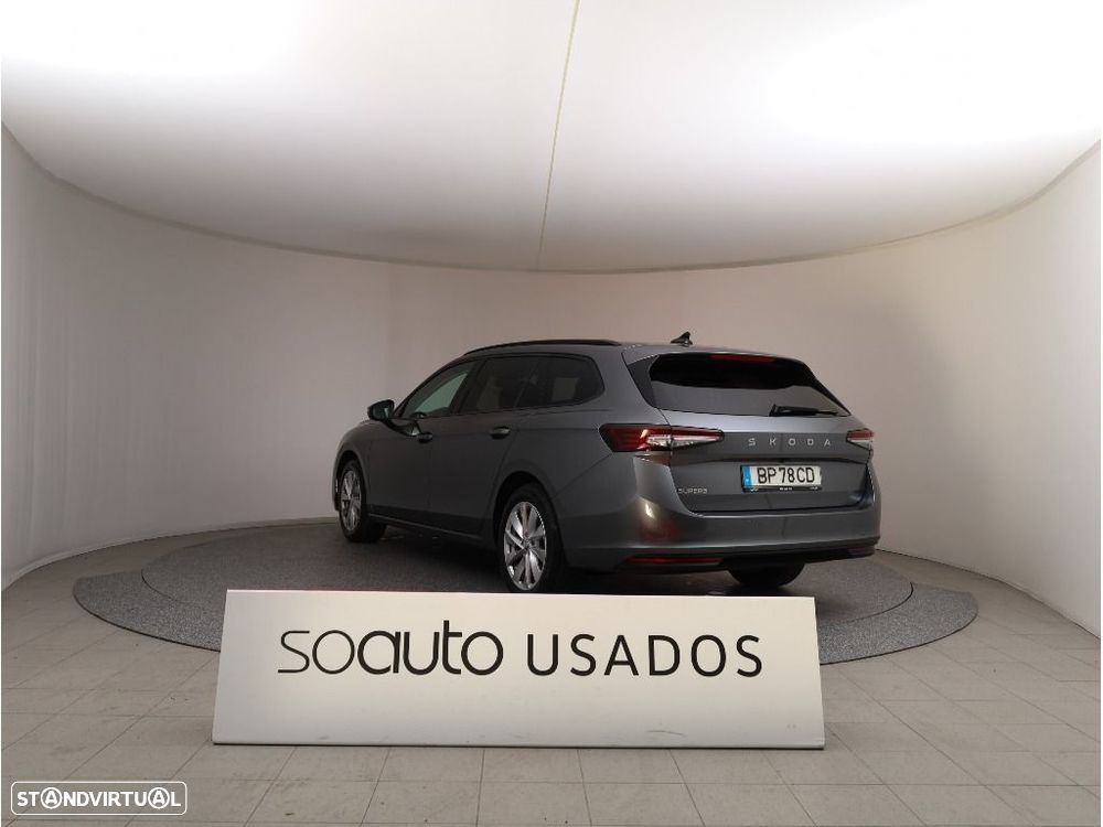 Skoda Superb Break 2.0 TDI DSG - 9