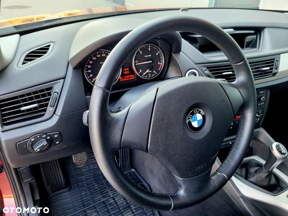 BMW X1 xDrive18d Sport Line - 21