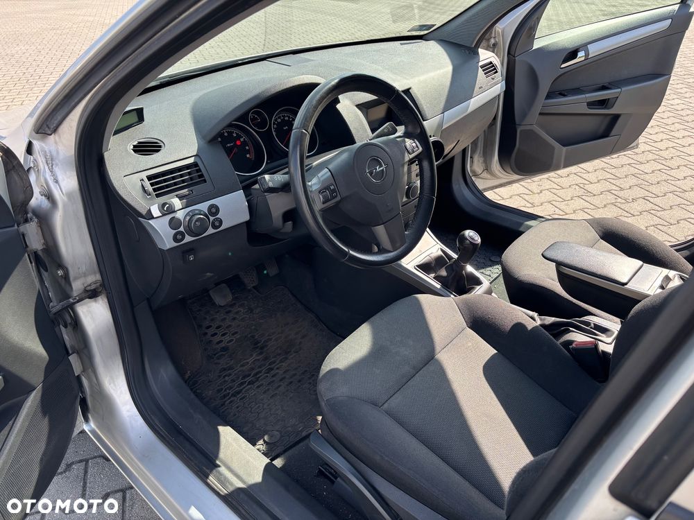 Opel Astra 1.6 Enjoy - 9