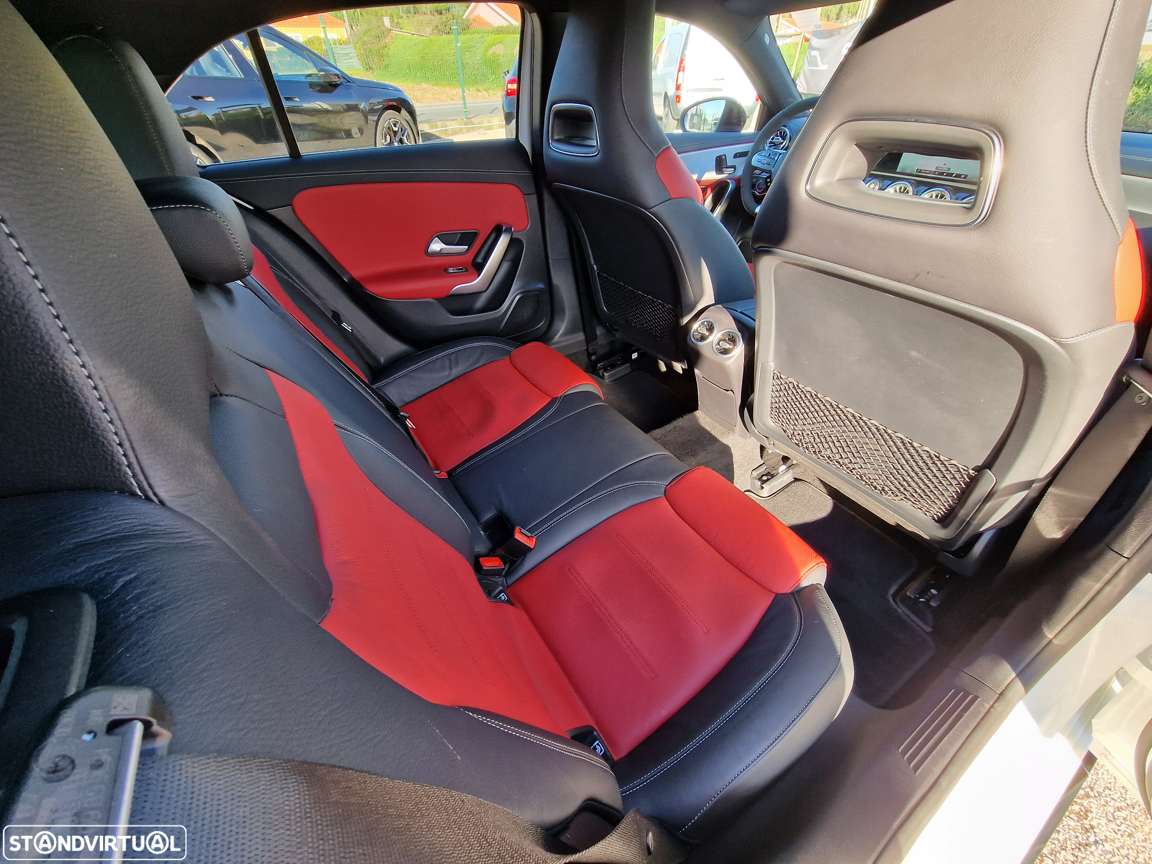 Mercedes-Benz A 45 AMG S 4Matic+ - 23
