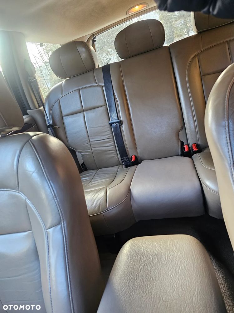 Jeep Grand Cherokee - 31