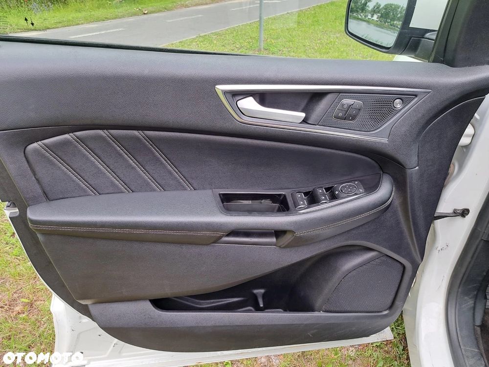 Ford Edge - 22
