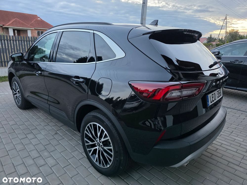 Ford Kuga - 8