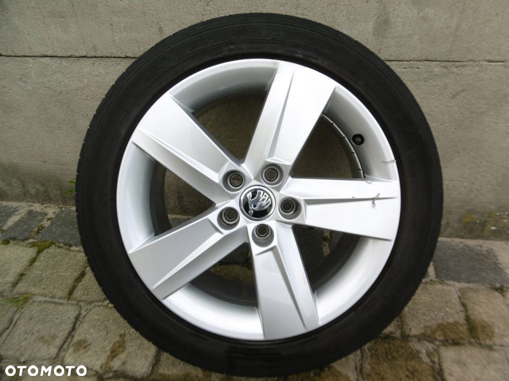 skoda fabia iii 6v0 7.0jx16h2 et46 5x100 felga - 1