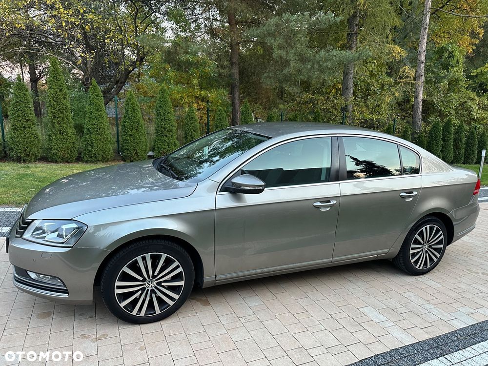 Volkswagen Passat 2.0 TDI Comfortline - 8