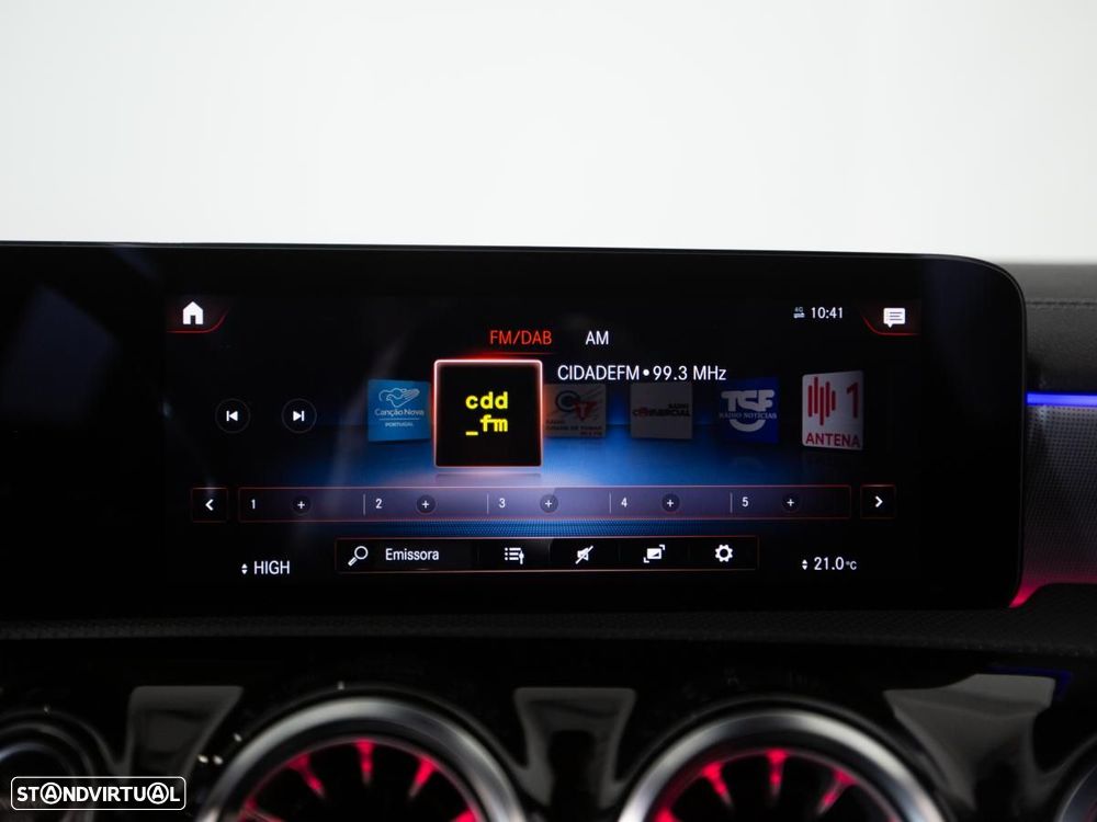 Mercedes-Benz CLA 250 e Shooting Brake 8G-DCT AMG Line - 29