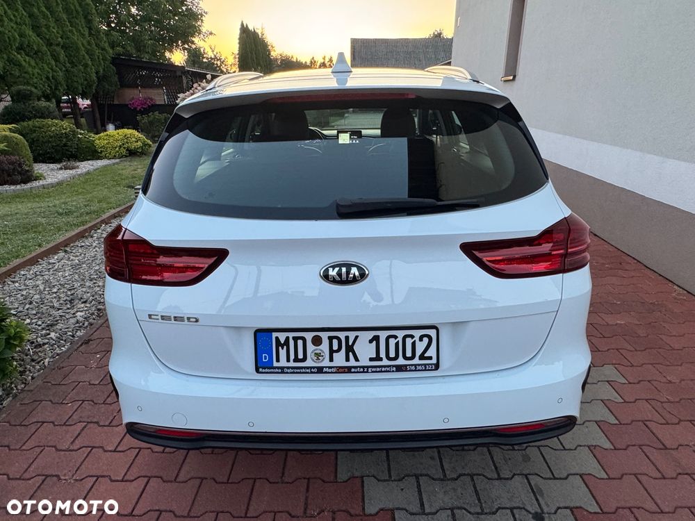 Kia Ceed - 19