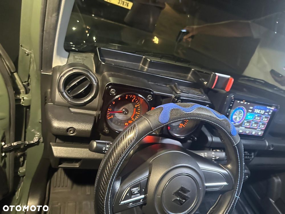 Suzuki Jimny 1.5 Elegance - 36